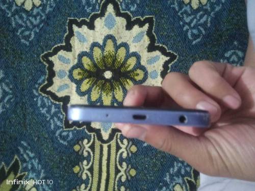 A great Mobile like new use just 4 months 10/10 health& condition 