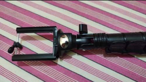 selfie stick YUNFENG COMPANY MODEL 1288 with Bluetooth remote