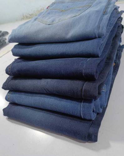 Gents Pent levis brand 