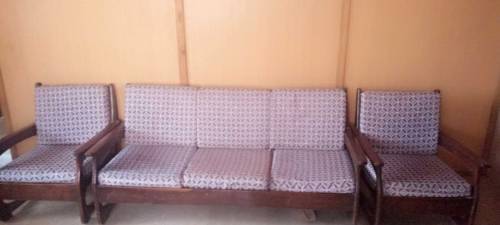 5 seater wooden sofa set 