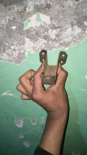 curtens pipe brackets 