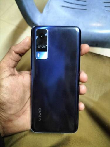 Y51s vivo