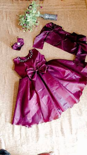 customize dresses for baby girl 