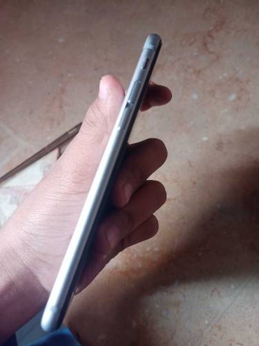 iPhone 6s non pta bypass 10/10 condition