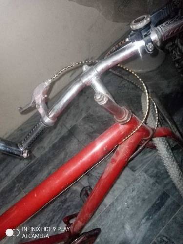 gear wali ha sub ok h tyre new ha only call
