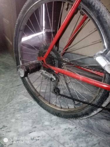 gear wali ha sub ok h tyre new ha only call
