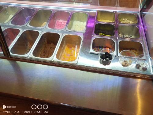 ice cream display freezer 