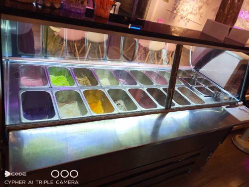 ice cream display freezer 