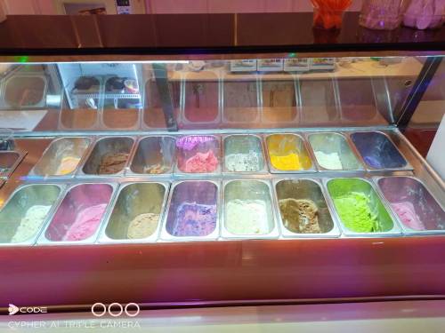 ice cream display freezer 