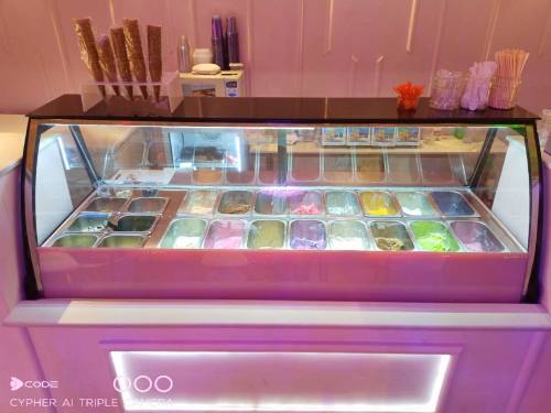 ice cream display freezer 