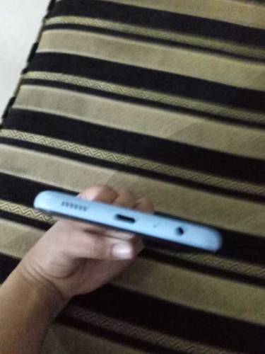 Sumsung galaxy A13 