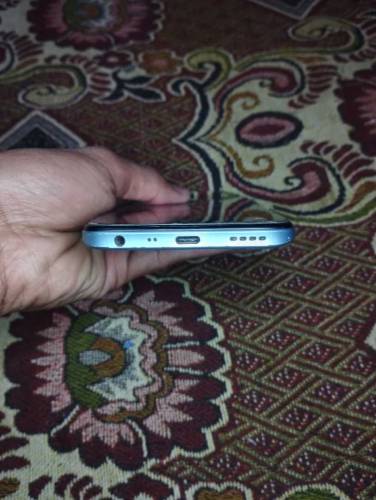 realme Narzo 50