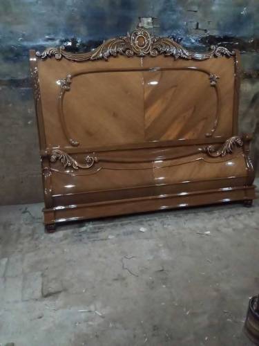 Royal furniture We have all kinds of infidel, deco paint, polish, repa