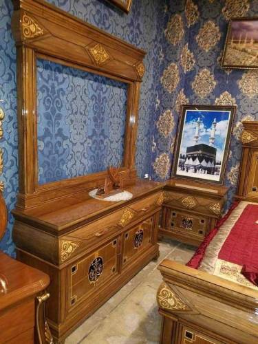 Royal furniture We have all kinds of infidel, deco paint, polish, repa