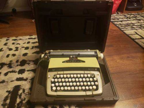New Smith Corona Galaxie 12 Typewriter 
