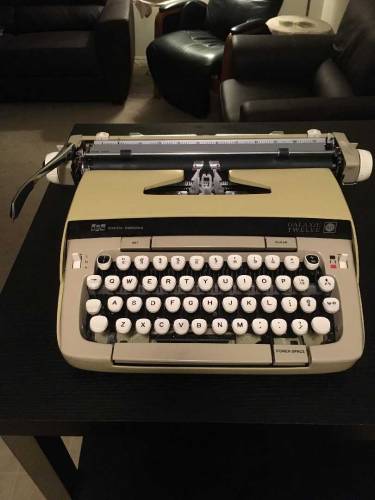 New Smith Corona Galaxie 12 Typewriter 