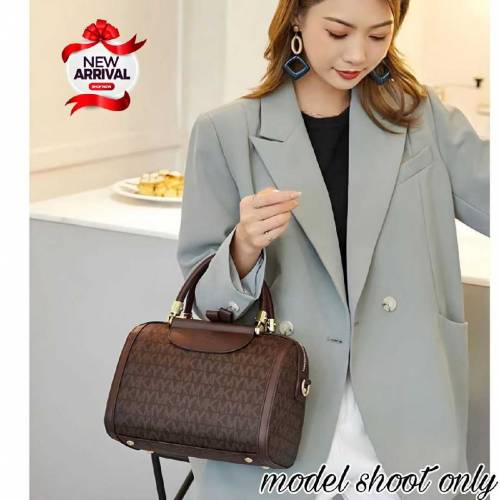 High Quality Imported Bag.