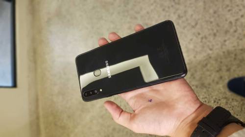 Samsung A20s