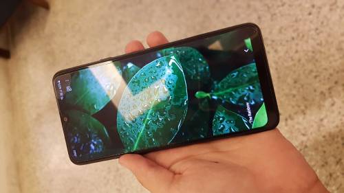 Samsung A20s