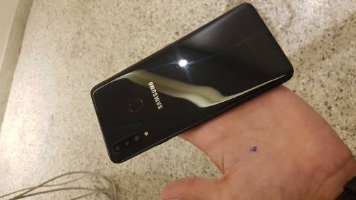 Samsung A20s