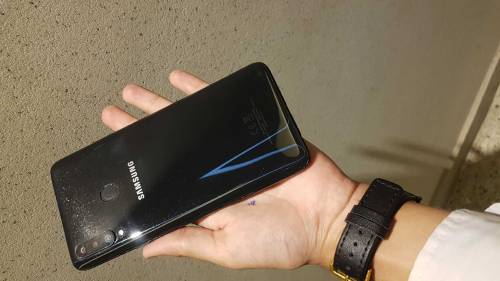 Samsung A20s