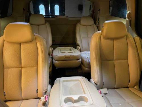 KIA grand carnival Ex 