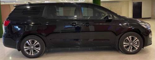 KIA grand carnival Ex 