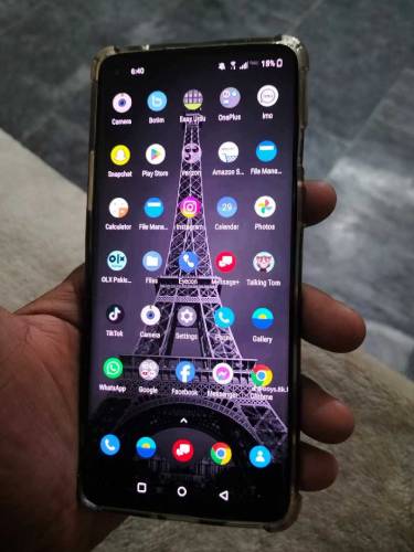 oneplus 8 5G..8GB..RAM..128GB..ROM