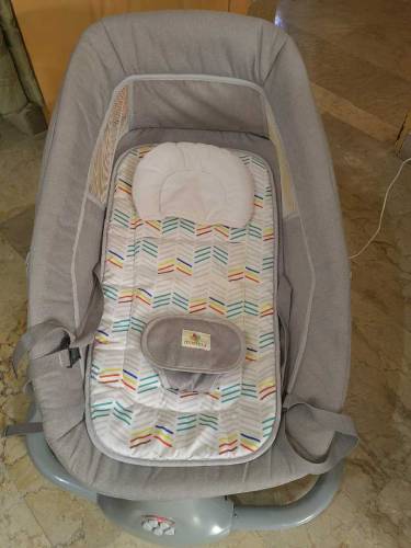 Mastela 3-In-1 Deluxe Multi-Functional Bassinet Grey