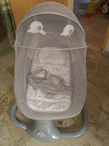 Mastela 3-In-1 Deluxe Multi-Functional Bassinet Grey