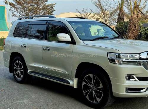 Toyota Land cruiser AX G selection