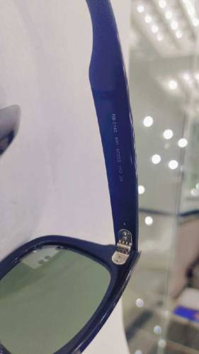 Rayban Original Wayfarer ® Hand made in Italy RB2140 Size 50-22 140 2n