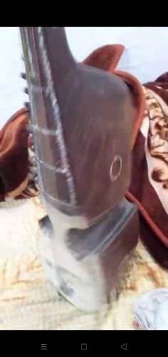 urgent sale Guitar
