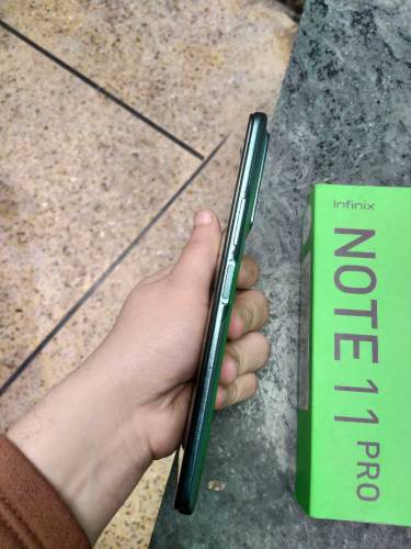 Infinix Note 11 pro (original box and charger)