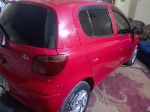 toyota vitz 2005