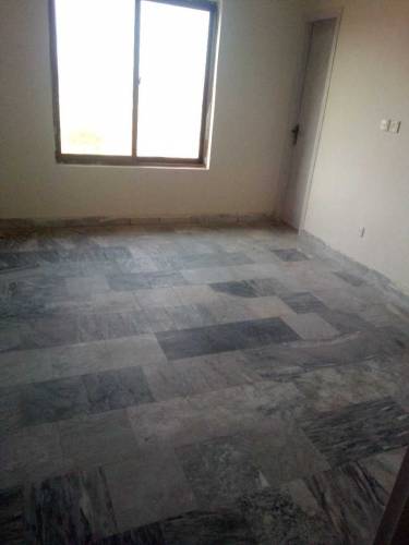  bed 3 ketchen tv lounch store room servant quarter 