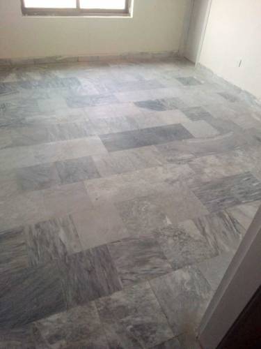  bed 3 ketchen tv lounch store room servant quarter 