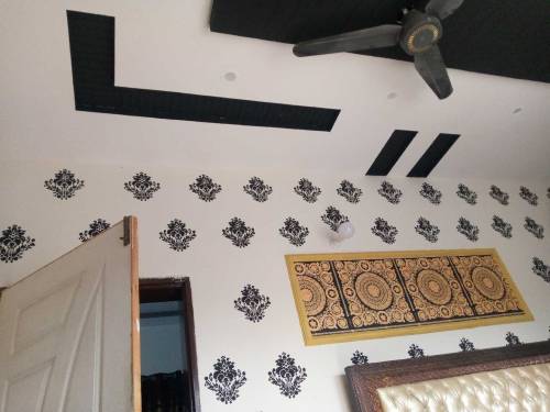 Independent 10 marla upper portion in Wapda town Lhr