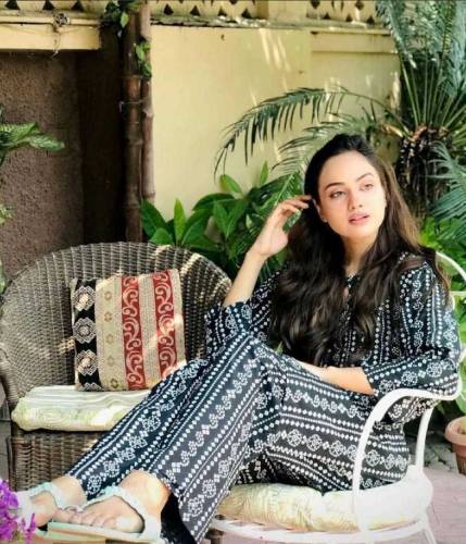women 2pc chunri