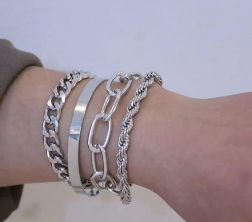 4pc bangles bracelets 