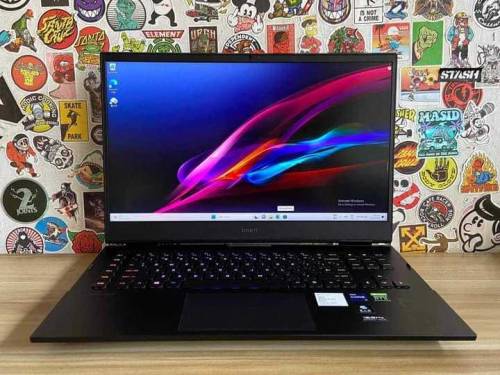 HP OMEN 17