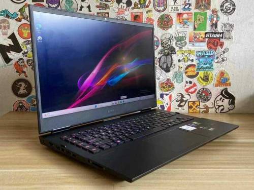 HP OMEN 17