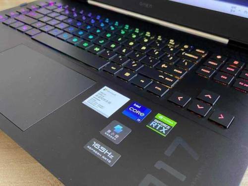 HP OMEN 17