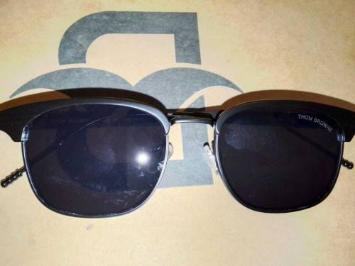 26 pairs Ladies and Gents Ray Ban and Different stylish Sunglasses