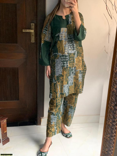 2 Piece Stitched Linen Printed Suit