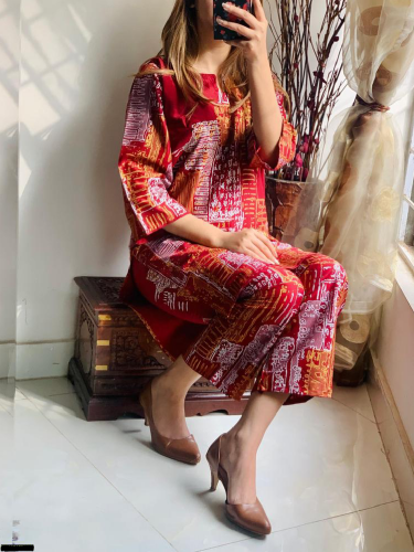 2 Piece Stitched Linen Printed Suit