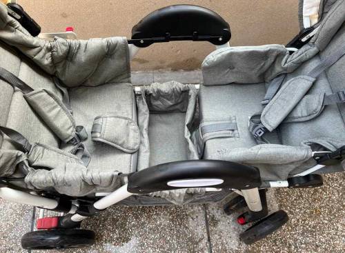Twin Pram Imported only 1 time used in new condition. Brand: SHENMA 