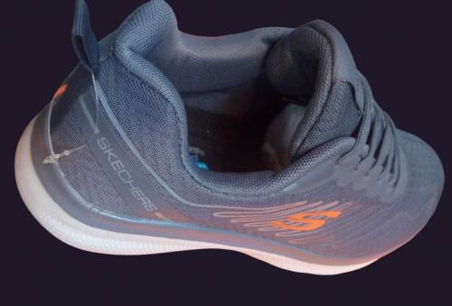 Sketchers Shoes 
