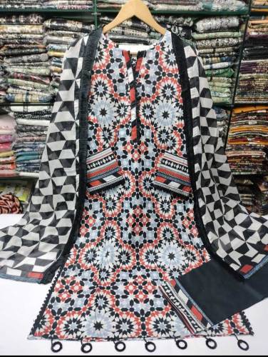 New Arrival Lawn 2024 Original Fabric 