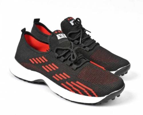 Black camel gripper shoes.Red 